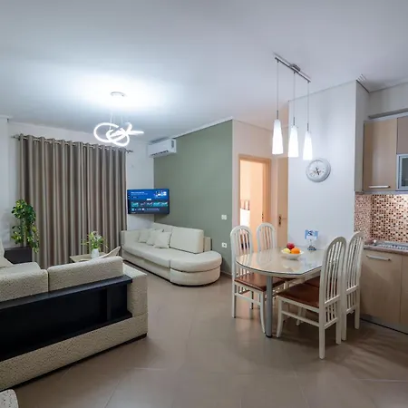 Apartment Cavo Paradise Sarandë